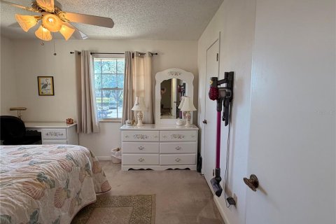 Condo in Astor, Florida, 2 bedrooms  № 2206451 - photo 14