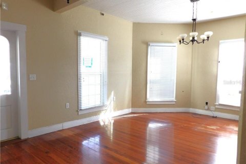 Immobilier commercial à louer à Inverness, Floride: 148.64 m2 № 2105283 - photo 5