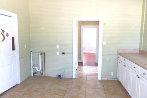 Immobilier commercial à louer à Inverness, Floride: 148.64 m2 № 2105283 - photo 9