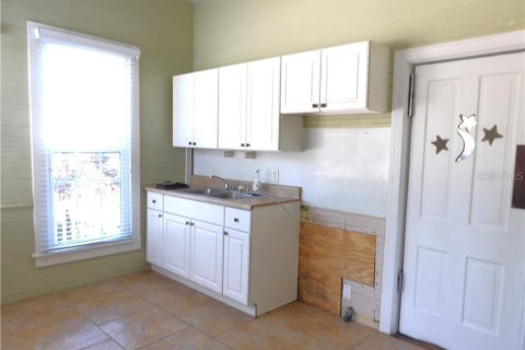 Immobilier commercial à louer à Inverness, Floride: 148.64 m2 № 2105283 - photo 10