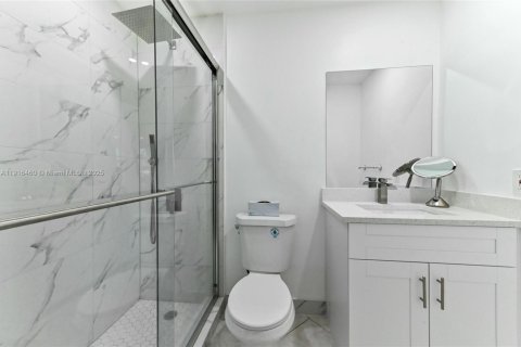 Condo in Delray Beach, Florida, 1 bedroom  № 1973430 - photo 10