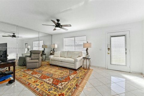Condo in Delray Beach, Florida, 1 bedroom  № 1973430 - photo 5