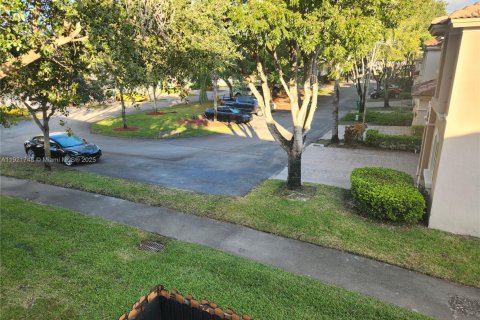 Casa en venta en Doral, Florida, 4 dormitorios, 214.79 m2 № 1975369 - foto 20