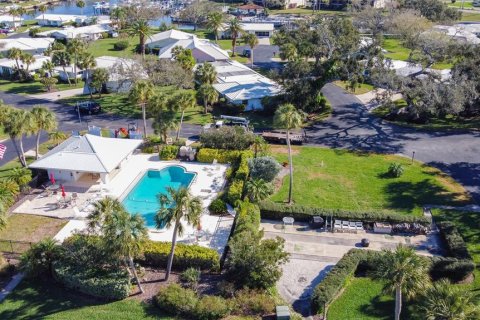 House in Englewood, Florida 2 bedrooms, 104.79 sq.m. № 1886337 - photo 5