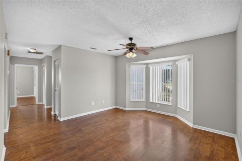 House in Sun City Center, Florida 2 bedrooms, 156.08 sq.m. № 2221147 - photo 8