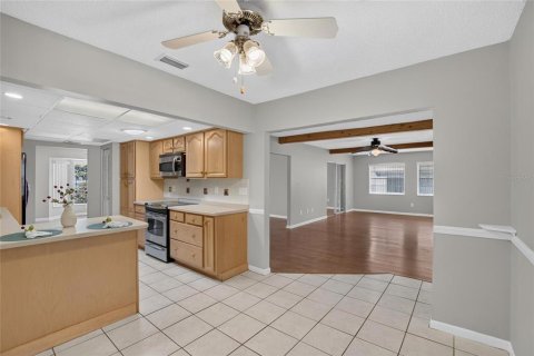 House in Sun City Center, Florida 2 bedrooms, 156.08 sq.m. № 2221147 - photo 18