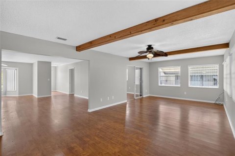 House in Sun City Center, Florida 2 bedrooms, 156.08 sq.m. № 2221147 - photo 21