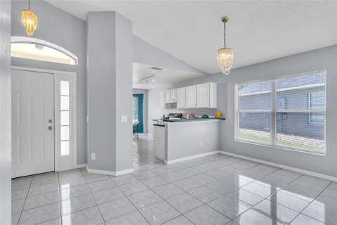 House in Orlando, Florida 3 bedrooms, 136.38 sq.m. № 1823116 - photo 11
