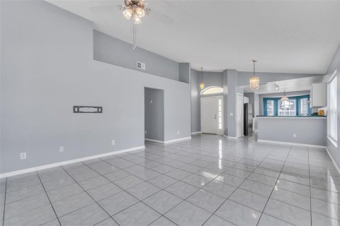 House in Orlando, Florida 3 bedrooms, 136.38 sq.m. № 1823116 - photo 10