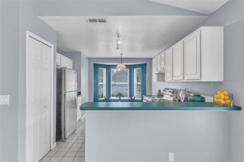 House in Orlando, Florida 3 bedrooms, 136.38 sq.m. № 1823116 - photo 13