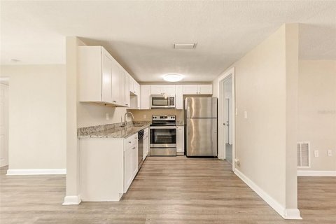 Casa en venta en Port Richey, Florida, 2 dormitorios, 109.9 m2 № 1914102 - foto 13