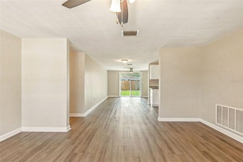 Casa en venta en Port Richey, Florida, 2 dormitorios, 109.9 m2 № 1914102 - foto 11