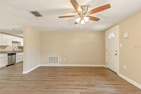 Casa en venta en Port Richey, Florida, 2 dormitorios, 109.9 m2 № 1914102 - foto 12
