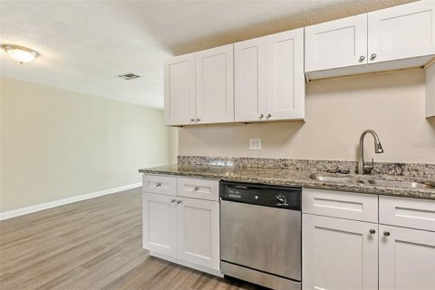 Casa en venta en Port Richey, Florida, 2 dormitorios, 109.9 m2 № 1914102 - foto 16