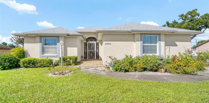 Villa ou maison à Palmetto, Floride 3 chambres, 150.87 m2 № 2430566