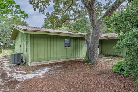 Villa ou maison à vendre à Eastpoint, Floride: 3 chambres, 168.8 m2 № 2206035 - photo 4