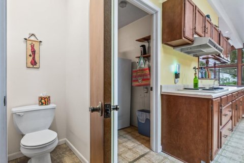 Villa ou maison à vendre à Eastpoint, Floride: 3 chambres, 168.8 m2 № 2206035 - photo 30