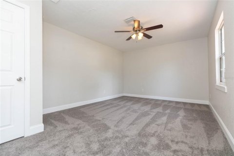 Casa en venta en Dade City, Florida, 3 dormitorios, 143.44 m2 № 2106778 - foto 12