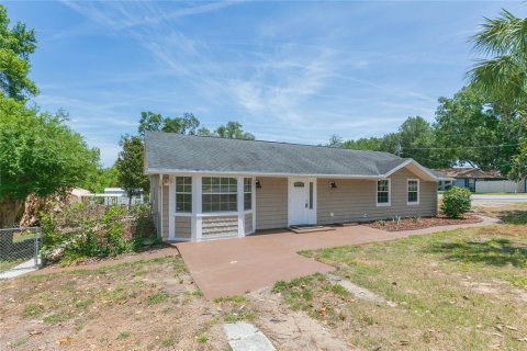 Casa en venta en Dade City, Florida, 3 dormitorios, 143.44 m2 № 2106778 - foto 2