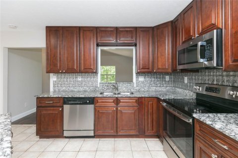 Casa en venta en Dade City, Florida, 3 dormitorios, 143.44 m2 № 2106778 - foto 9