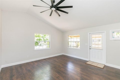 Casa en venta en Dade City, Florida, 3 dormitorios, 143.44 m2 № 2106778 - foto 4
