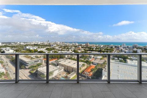Condominio en venta en Miami Beach, Florida, 2 dormitorios, 134.8 m2 № 2090908 - foto 8