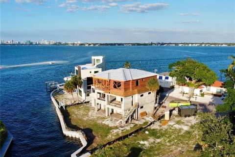 Villa ou maison à vendre à Sarasota, Floride: 4 chambres, 360.83 m2 № 2430468 - photo 6