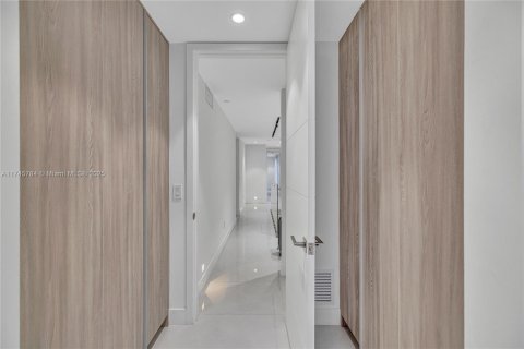 Adosado en venta en Pinecrest, Florida, 4 dormitorios, 206.8 m2 № 1501054 - foto 25