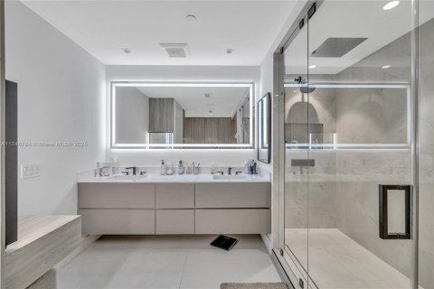 Adosado en venta en Pinecrest, Florida, 4 dormitorios, 206.8 m2 № 1501054 - foto 20