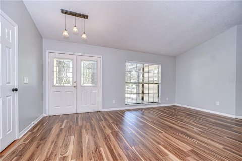 House in Brandon, Florida 5 bedrooms, 267.56 sq.m. № 1808226 - photo 5