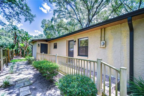 House in Brandon, Florida 5 bedrooms, 267.56 sq.m. № 1808226 - photo 28