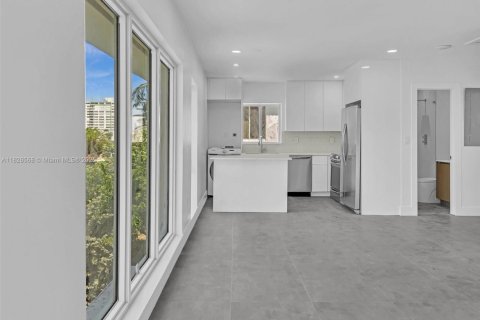 Купить коммерческую недвижимость в Норт-Майами, Флорида № 2034548 - фото 29