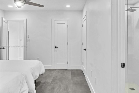 Купить коммерческую недвижимость в Норт-Майами, Флорида № 2034548 - фото 27