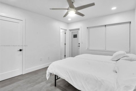 Купить коммерческую недвижимость в Норт-Майами, Флорида № 2034548 - фото 23