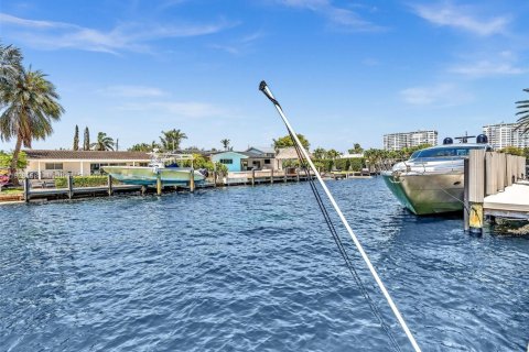 Купить коммерческую недвижимость в Норт-Майами, Флорида № 2034548 - фото 6