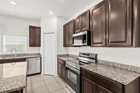 Casa en venta en Saint Lucie, Florida, 4 dormitorios, 184.41 m2 № 2386235 - foto 13