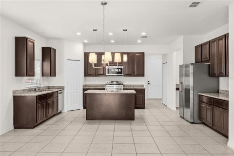 Casa en venta en Saint Lucie, Florida, 4 dormitorios, 184.41 m2 № 2386235 - foto 9