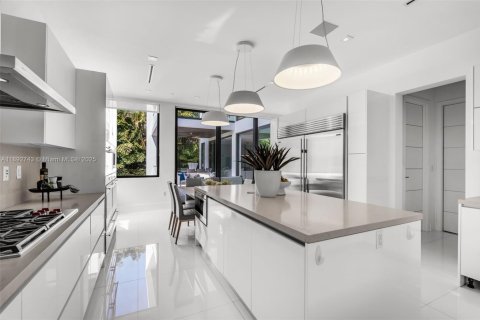 Villa ou maison à louer à Bal Harbour, Floride: 7 chambres, 573.11 m2 № 1946423 - photo 26
