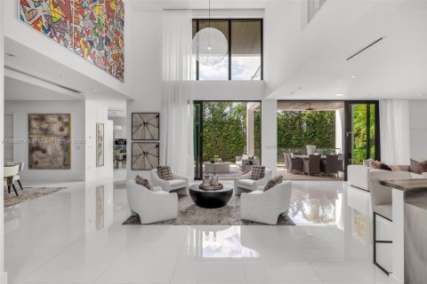 Villa ou maison à louer à Bal Harbour, Floride: 7 chambres, 573.11 m2 № 1946423 - photo 12
