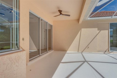 Купить виллу или дом в Норт-Порт, Флорида 11 комнат, 176.33м2, № 2341497 - фото 30