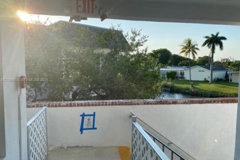 Copropriété à louer à Margate, Floride: 2 chambres, 92.9 m2 № 2423319 - photo 12