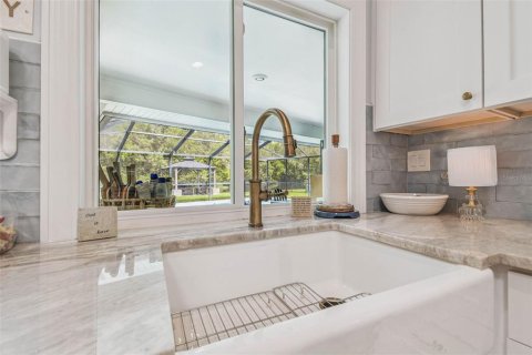 Villa ou maison à vendre à Tampa, Floride: 4 chambres, 230.4 m2 № 1883466 - photo 18