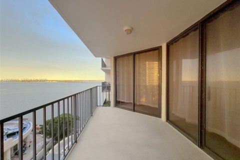Condo in Miami, Florida, 1 bedroom  № 2393260