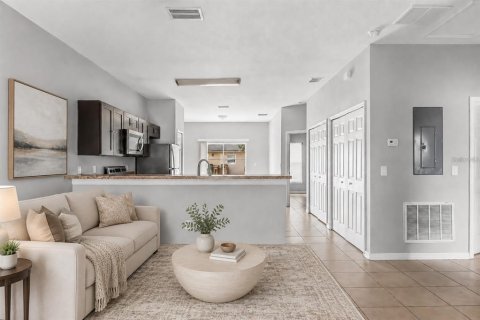 Apartment in Kissimmee, Florida 3 bedrooms, 148.27 sq.m. № 2207604 - photo 4