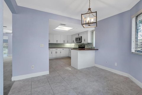 Condo in Palm Coast, Florida, 1 bedroom № 2094764 - photo 22