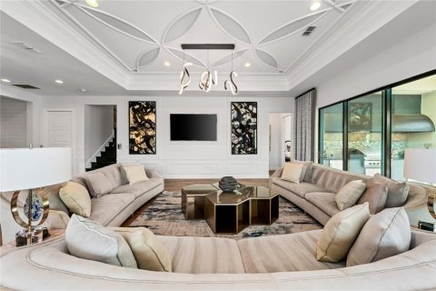 Casa en venta en Kissimmee, Florida, 11 dormitorios, 797.1 m2 № 2291786 - foto 7