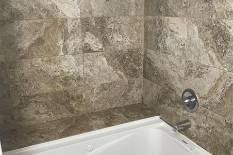 Copropriété à vendre à Tampa, Floride: 2 chambres, 84.73 m2 № 2197465 - photo 24