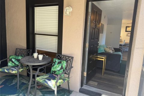 Copropriété à vendre à Tampa, Floride: 2 chambres, 84.73 m2 № 2197465 - photo 2