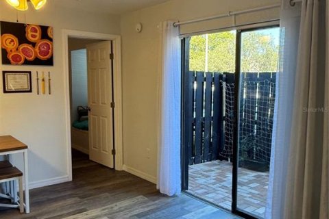 Copropriété à vendre à Tampa, Floride: 2 chambres, 84.73 m2 № 2197465 - photo 13