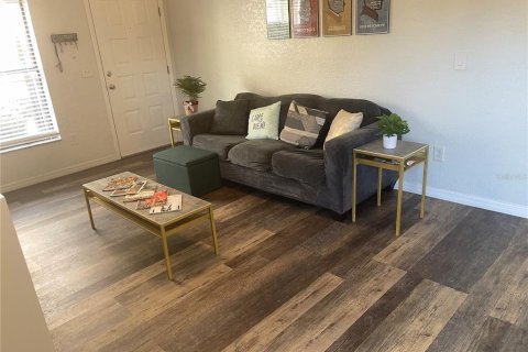 Copropriété à vendre à Tampa, Floride: 2 chambres, 84.73 m2 № 2197465 - photo 5